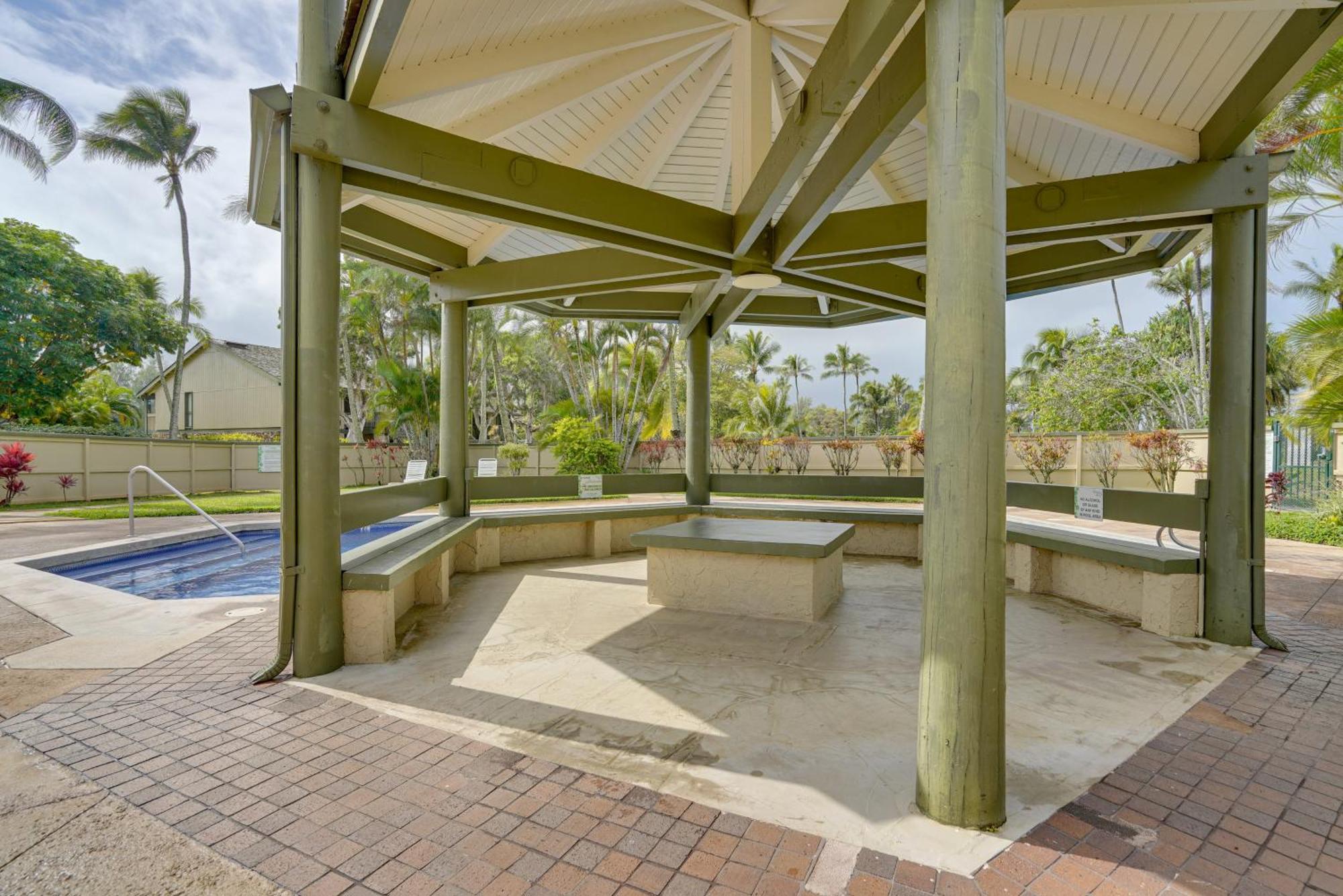 Turtle Bay Condo With Pool Access And Golf Course! Kahuku Екстериор снимка